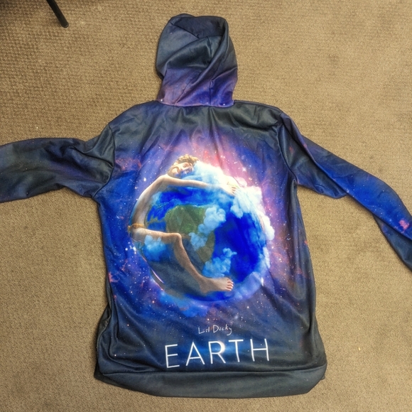 Lil Dicky EARTH concert Hoodie!! - Picture 1 of 4